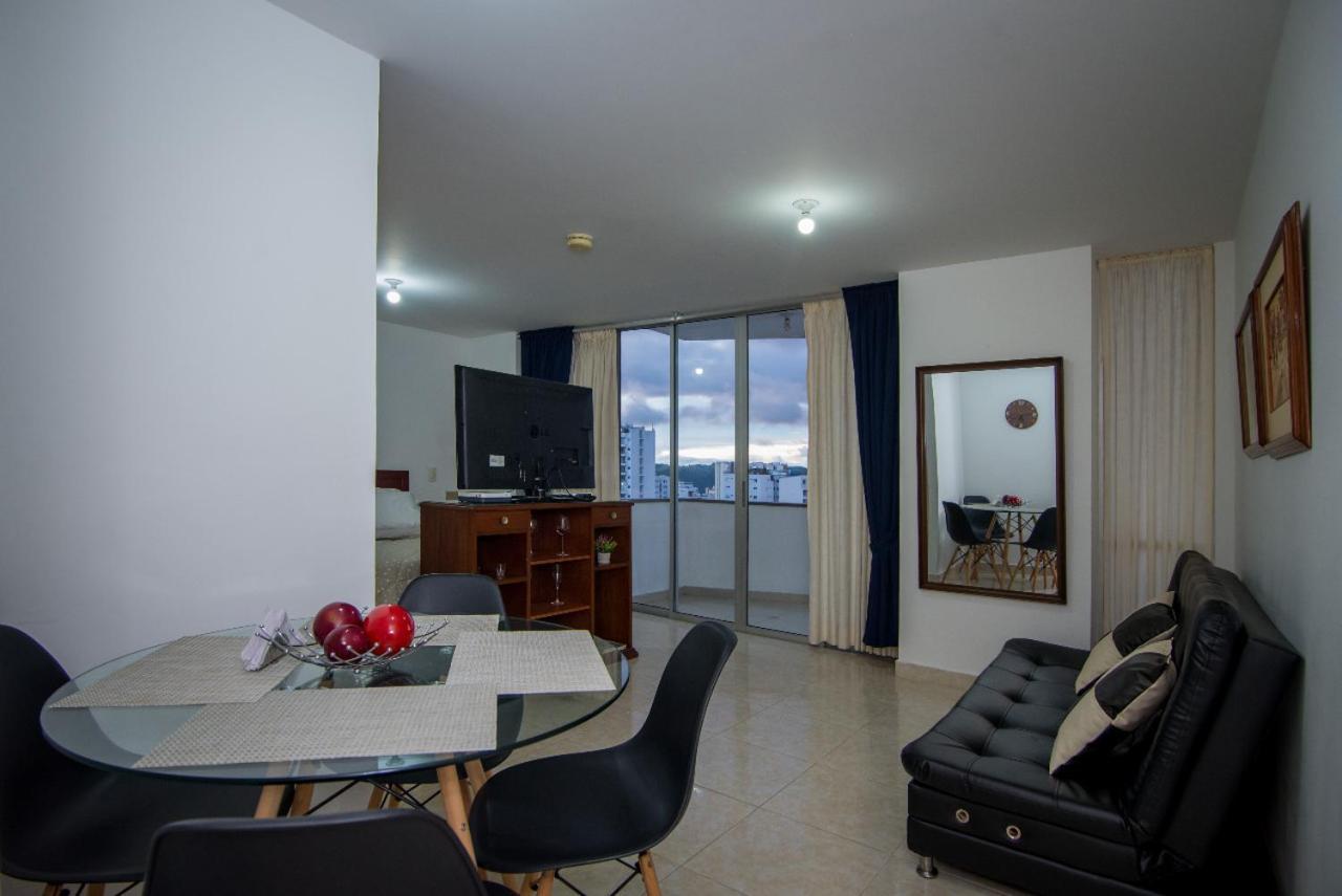 Atractivo, Confortable, Muy Completo, Familiar Apartment *